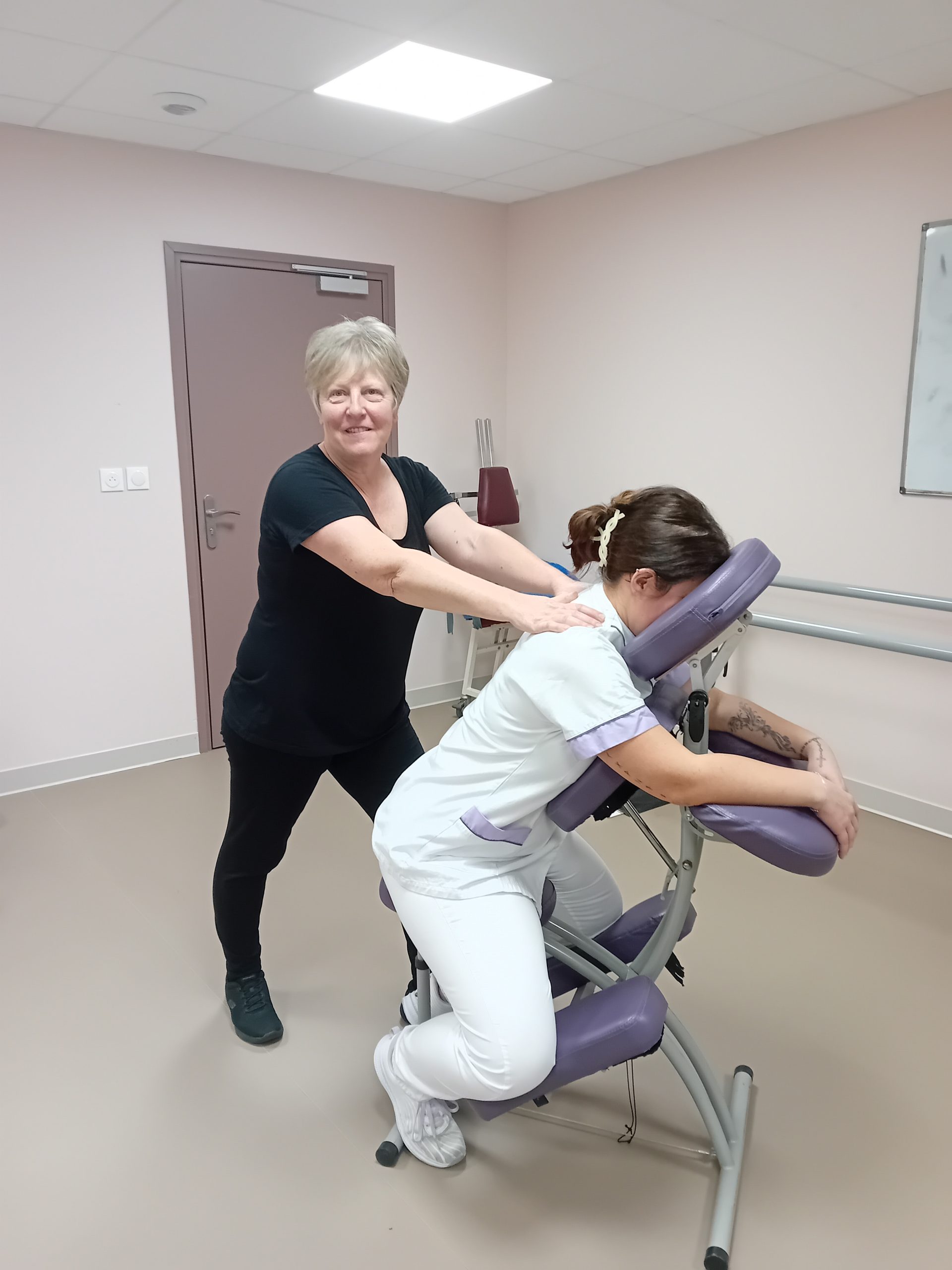 Massages sur table à l’EHPAD Saint-Joseph : une parenthèse précieuse au cœur du travail